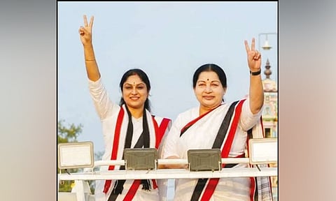 ஜெயலலிதா போல் இருப்பதாக அதிமுக பெண் வேட்பாளர் புகைப்படம் இணையத்தில் வைரல்