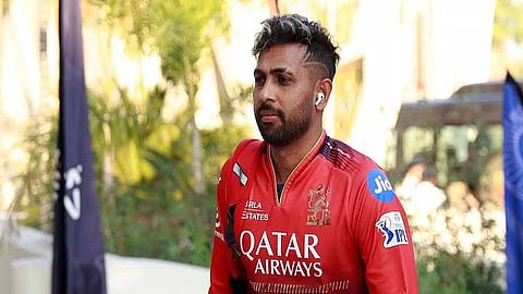 ஐபிஎல் போட்டியில் விளையாட அனுமதிக்கவில்லை: கிரிக்கெட் வாரியம் மீது வழக்கு தொடர்ந்த பிரபல வீரர்