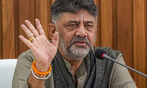 கியாஸ் தட்டுப்பாட்டுக்கு மத்திய அரசின் அலட்சியமே காரணம்: டி.கே.சிவக்குமார் குற்றச்சாட்டு