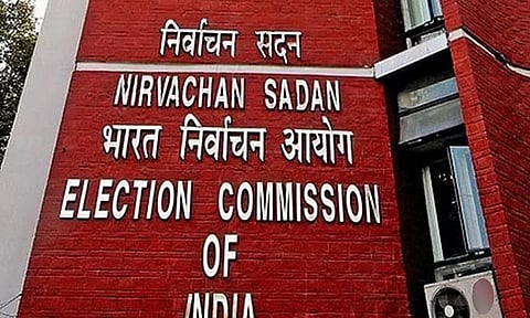 அச்சு ஊடகங்களில் அரசியல் விளம்பரங்கள்; 2 நாட்களுக்கு முன்பே அனுமதி பெற வேண்டும் - தேர்தல் ஆணையம்