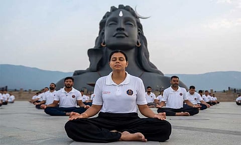 ஈஷாவில் பாதுகாப்புப் படை வீரர்களுக்கு ‘ஹத யோகா’ ஆசிரியர் பயிற்சி