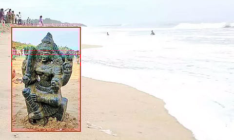 மாமல்லபுரம் கடற்கரையில் கரை ஒதுங்கிய அம்மன் சிலை