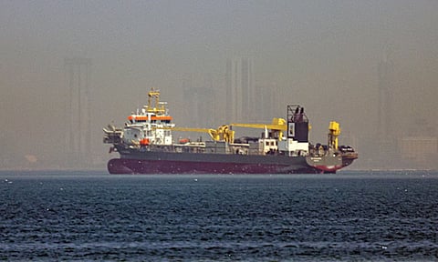 அனுமதி இல்லாமல் செல்லும் கப்பல்கள் அழிக்கப்படும்: ஈரான் எச்சரிக்கை