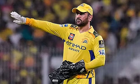 சென்னை ரசிகர்களுக்கு அதிர்ச்சி: தோனி அடுத்த போட்டியிலும் விளையாட மாட்டார் என தகவல்