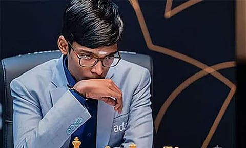 கேண்டிடேட்ஸ் செஸ்: இந்திய வீரர் பிரக்ஞானந்தா ஏமாற்றம்