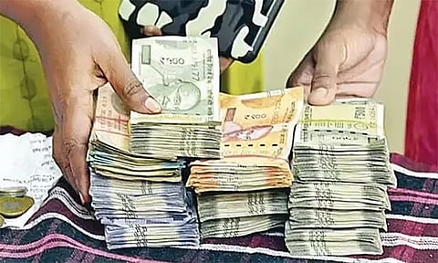 சென்னையில் ரூ. 23 லட்சம் தேர்தல் பறக்கும் படையால் பறிமுதல்