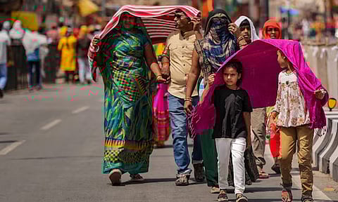 தமிழ்நாட்டில் 10 இடங்களில் சதம் அடித்த வெயில்