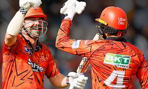 அபிஷேக் அதிரடி: ஐதராபாத் அணி 219 ரன்கள் குவிப்பு