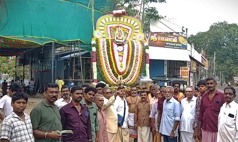 கலைமான் வாகனத்தில் சந்தன மாரியம்மன் வீதி உலா