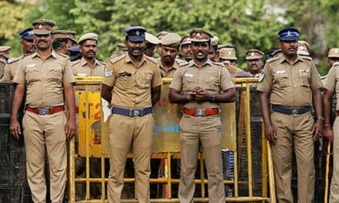 சென்னை காவலர்கள் 18, 20-ம் தேதிகளில் தபால் ஓட்டுக்களை பதிவு செய்ய நடவடிக்கை