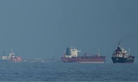 ஹார்முஸ் ஜலசந்தியில் கப்பல் போக்குவரத்தை உறுதி செய்ய வேண்டும்: ஈரானுக்கு சீனா வலியுறுத்தல்