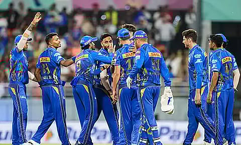 தொடர் தோல்வி... மும்பை அணியின் பின்னடைவுக்கு காரணம் என்ன.?