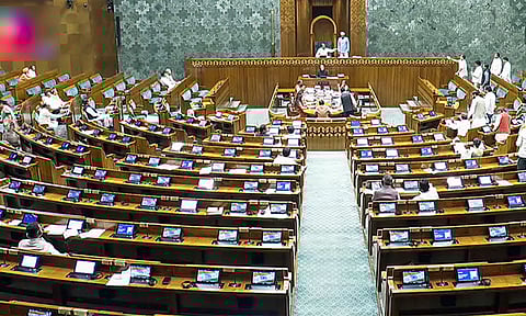 நாடாளுமன்றத்தின் இரு அவைகளும் தேதி குறிப்பிடாமல் ஒத்திவைப்பு