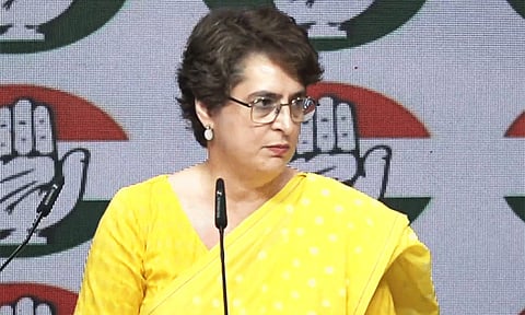 நாட்டில் வசிக்கும் பெண்கள் முட்டாள்கள் இல்லை: பிரியங்கா காந்தி