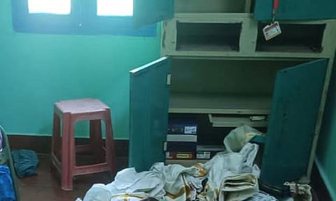 திண்டுக்கல்; வீட்டின் பூட்டை உடைத்து ரூ. 20,000 பணம் - 3 பவுன் நகை திருட்டு