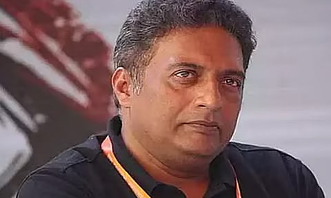 இந்து கடவுள்கள் குறித்து சர்ச்சை கருத்து; நடிகர் பிரகாஷ்ராஜ் மன்னிப்பு கேட்க கோரி வக்கீல் நோட்டீஸ்