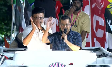 மு.க.ஸ்டாலின் ஒட்டுமொத்த நாட்டிற்காகவும் போராடும் தலைவர்; அரவிந்த் கெஜ்ரிவால் புகழாரம்