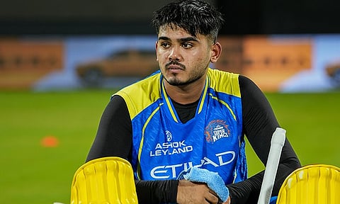 சென்னை அணியின் இளம் வீரர் ஆயுஷ் மாத்ரே தொடரிலிருந்து விலகல்