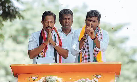 தீயசக்தி திமுகவை வேரோடு வீழ்த்த வேண்டும் - அண்ணாமலை