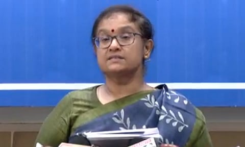 பணப்பட்டுவாடா புகார்: கட்சியினரிடம் இருந்து பணம் பறிமுதல் செய்யப்பட்டதா..? எவ்வளவு..? - தலைமை தேர்தல் அதிகாரி பதில்