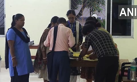 மேற்கு வங்காள சட்டசபை தேர்தல்; மாதிரி வாக்குப்பதிவு தொடங்கியது