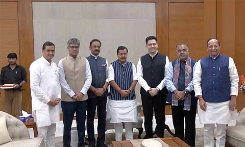 ஆம் ஆத்மி கட்சியில் இருந்து 7 எம்.பி.க்கள் விலகல்; பாஜகவில் இணைந்தனர்...!