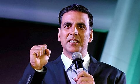 ஆன்லைன் கேமில் ஆபாச மெசேஜ்... அக்சய் குமாரின் மகளுக்கு தொல்லை கொடுத்த நபர் கைது