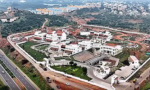 கோடை விடுமுறையை முன்னிட்டு நெல்லை பொருநை அருங்காட்சியகத்தில் குவியும் சுற்றுலாப் பயணிகள்