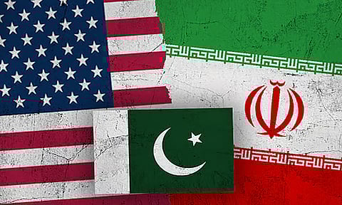 அமெரிக்காவுடன் பேச்சுவார்த்தை; மீண்டும் பாகிஸ்தான் சென்ற ஈரான் வெளியுறவுத்துறை மந்திரி