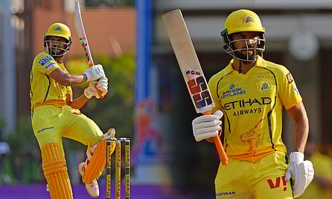 கெய்க்வாட் அரைசதம்... குஜராத்துக்கு 159 ரன்கள் இலக்கு நிர்ணயித்த சென்னை