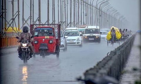 தென்மேற்கு பருவமழை முன்கூட்டியே தொடங்க வாய்ப்பு: வானிலை ஆய்வு மையம் கணிப்பு