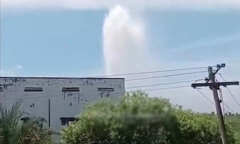 நெல்லையில் கூட்டுக்குடிநீர் திட்ட குழாய் உடைப்பு: பல அடி உயரத்துக்கு பீய்ச்சியடிக்கும் தண்ணீர்