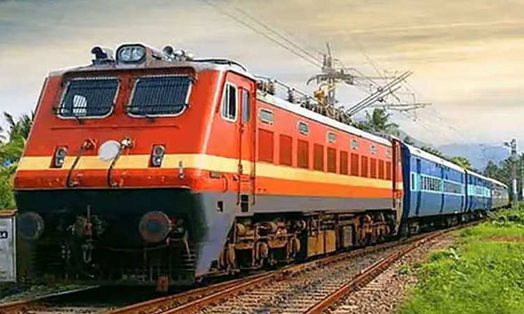 பயணிகள் கவனத்திற்கு.. குருவாயூர் எக்ஸ்பிரஸ் ரெயில் பயணத்தில் தாமதம் ஏற்படும்