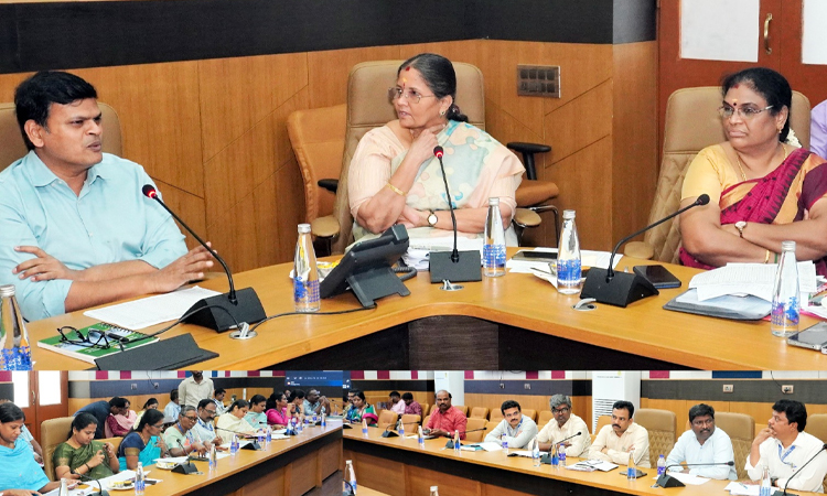 வாக்கு எண்ணிக்கை மையங்களில் பணிபுரியும் மேற்பார்வையாளர்கள் கணினி குலுக்கல் முறையில் தேர்வு