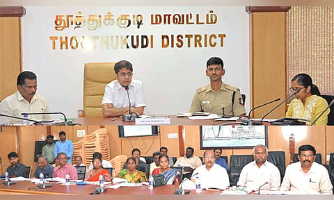 சட்டமன்ற தேர்தல் வாக்கு எண்ணிக்கை முன்னேற்பாடுகள்: தூத்துக்குடி கலெக்டர் ஆலோசனை