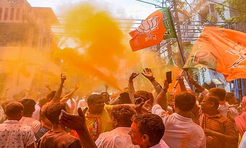 மேற்கு வங்காளம்: மே 9-ம் தேதி புதிய பாஜக அரசு பதவியேற்பு
