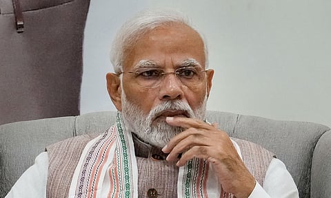 பிரதமர் மோடி நாளை கர்நாடகா, தெலுங்கானா பயணம்