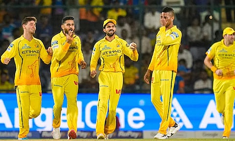 சென்னை சூப்பர் கிங்ஸ் பிளே-ஆப் சுற்றுக்குள் நுழைய வாய்ப்புகள் என்னென்ன? - விவரம்