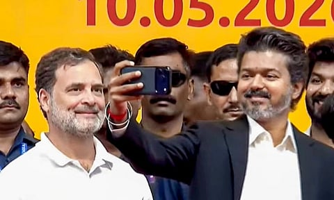 கேரள முதல் மந்திரி பதவியேற்பு: தமிழக முதல் அமைச்சர் விஜய் பங்கேற்க மாட்டார் என தகவல்