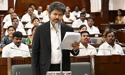 தமிழக முதல்-அமைச்சர், அமைச்சர்கள், எம்.எல்.ஏ.க்களுக்கு சம்பளம் எவ்வளவு தெரியுமா?
