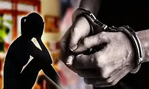 பிளஸ்-2 மாணவியிடம் சில்மிஷம்; கிராம நிர்வாக அலுவலர் கைது
