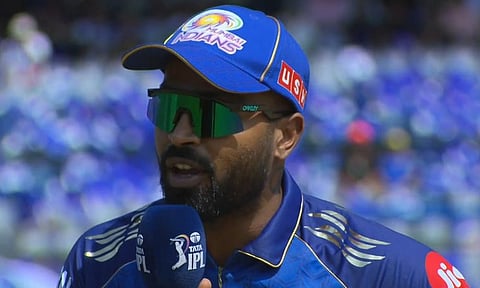 ராஜஸ்தானுக்கு எதிராக மும்பை பந்துவீச்சு தேர்வு
