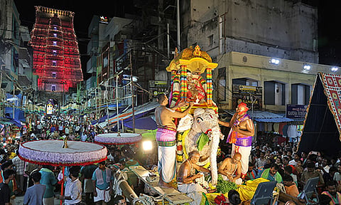 திருப்பதி கோவிந்தராஜ சுவாமி கோவில் பிரம்மோற்சவ விழா, கஜ வாகனத்தில் சுவாமி வீதிஉலா