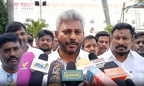 நிதித்துறை அமைச்சர் வில்சன்
