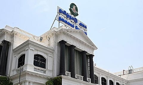 தமிழக அரசு