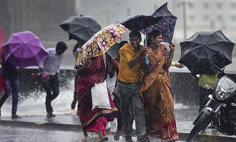 18 மாவட்டங்களில் இன்று கனமழைக்கு வாய்ப்பு - வானிலை ஆய்வு மையம்