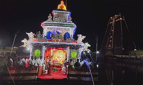மயிலாடுதுறை மயூரநாதர் கோவில் திருவிழா தெப்ப உற்சவம்