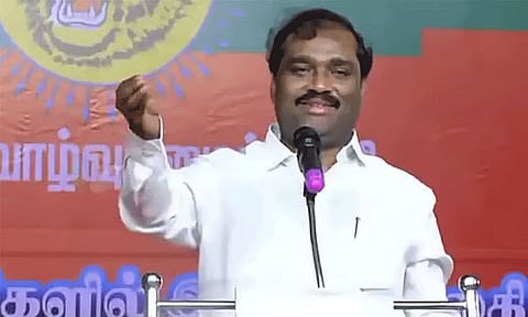 தமிழக வாழ்வுரிமை கட்சி தலைவர் வேல்முருகன்