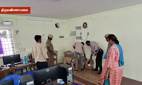 திருவண்ணாமலை கலெக்டர் அலுவலகத்திற்கு மர்ம நபர்கள் வெடிகுண்டு மிரட்டல்