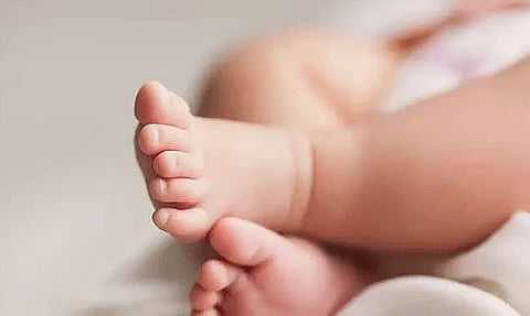 சென்னை: தண்ணீர் தொட்டிக்குள் விழுந்து 2 வயது குழந்தை பலி